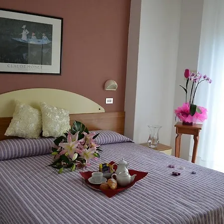 Szálloda Expo Fiera Beach Jasmine