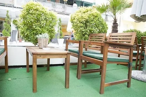 Expo Fiera Jasmine ホテル 3*